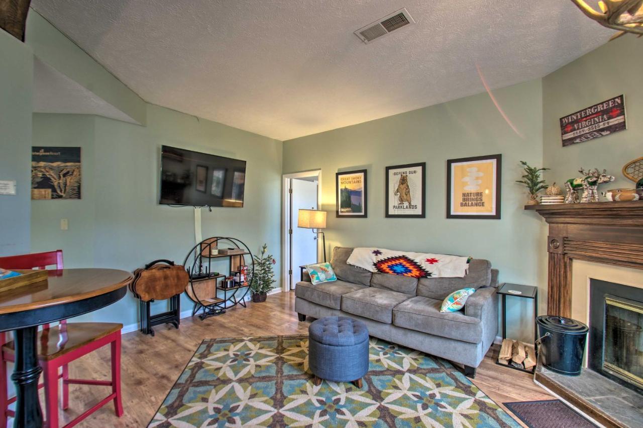 Wintergreen Resort Mountain Condo With Pool Access! Lyndhurst Eksteriør billede