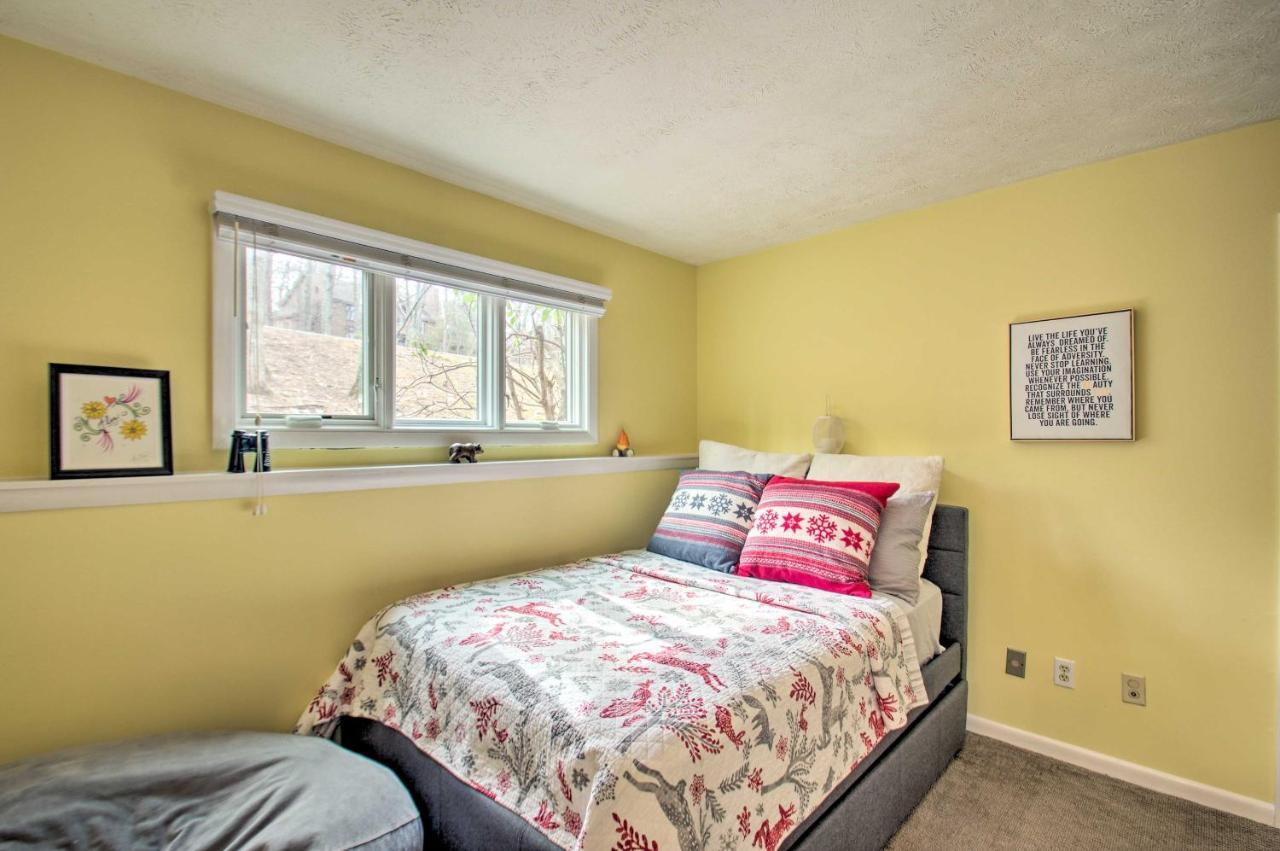 Wintergreen Resort Mountain Condo With Pool Access! Lyndhurst Eksteriør billede