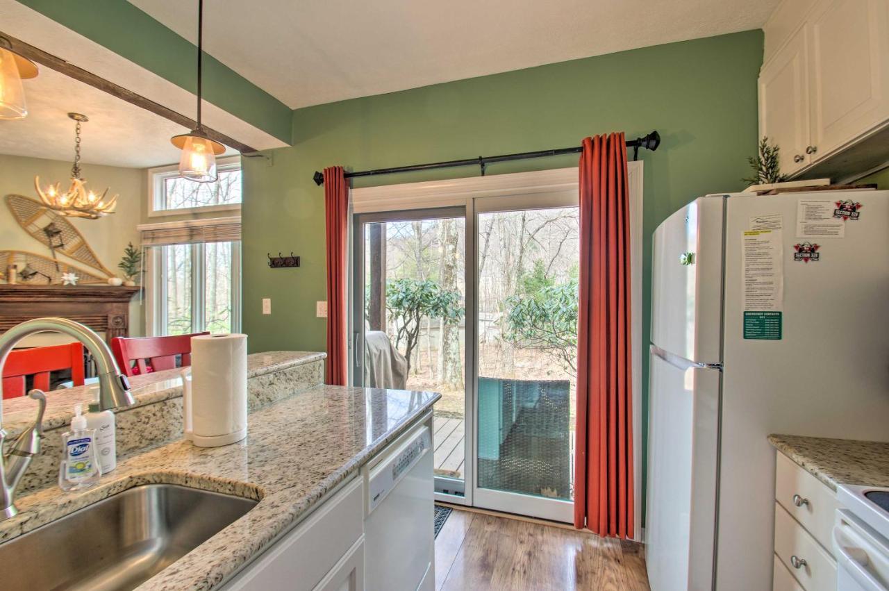 Wintergreen Resort Mountain Condo With Pool Access! Lyndhurst Eksteriør billede